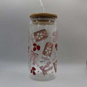 Strawberry and Bow Glass Tumbler with Straw